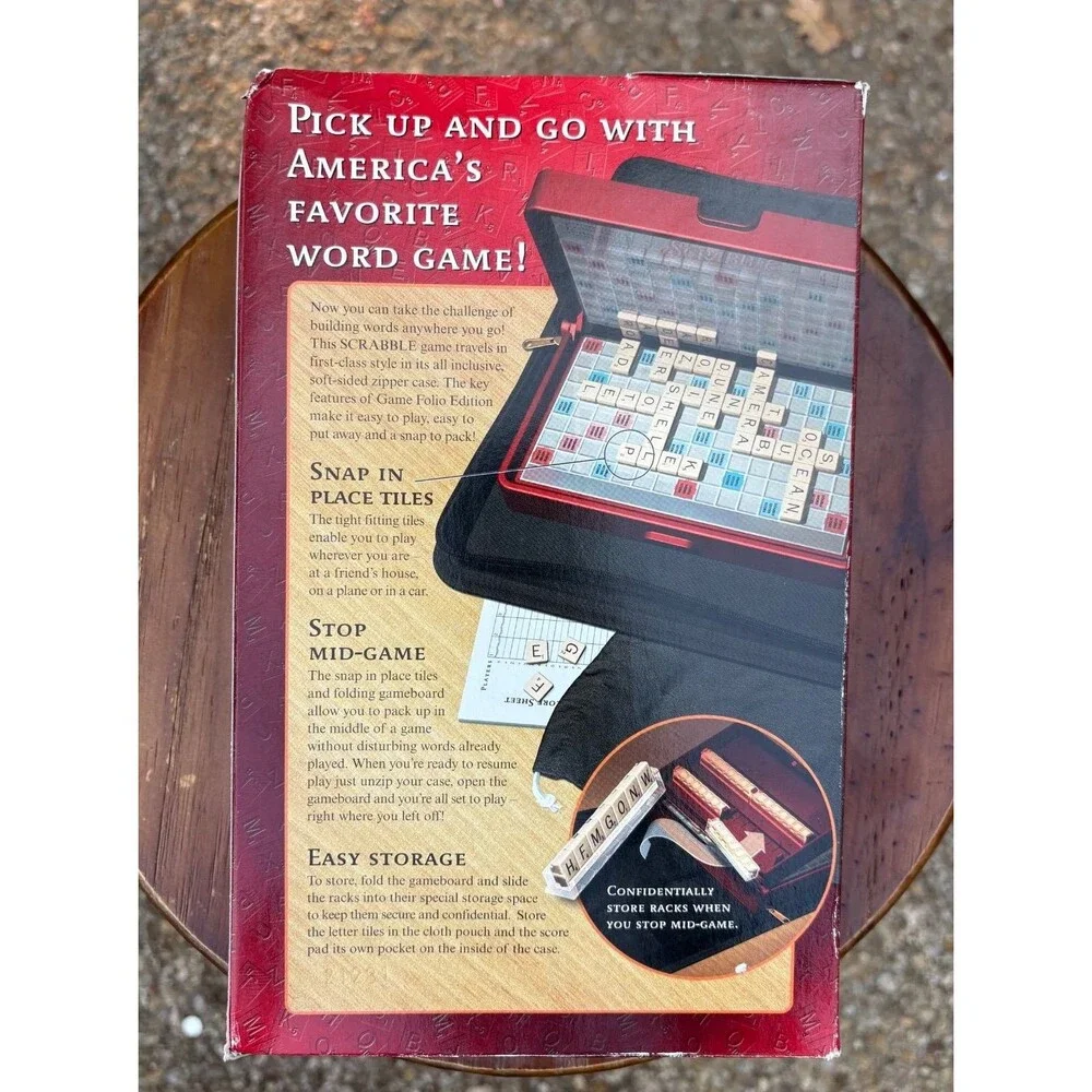Hasbro Scrabble Game Folio Edition Travel Crossword Zipper Case 2001 2-4 Players